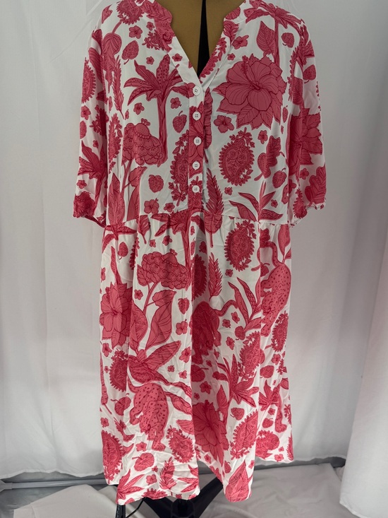 BloomChic Dresses & Skirts - Women’s White Dress with Pink Floral Print 0147 EUC